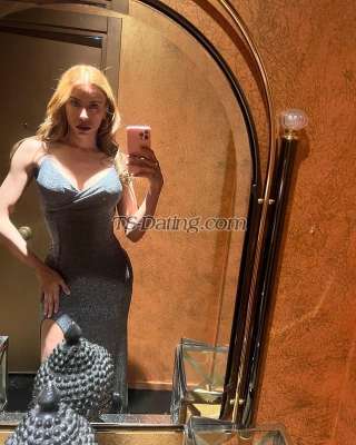 trans girl Esmeraldats 8647194