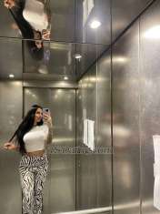 Evelyn Sexy Quindio Transex Zurück in Ihrer Stadt, mein Name ist Melanie, ich bin ein
sexy und weibliches Transmädchen, das gerade angekommen
ist, um Ihnen zu gefallen und alle Ihre Wünsche zu
erfüllen, jede Ihrer Fantasien zu befriedigen und Ihnen zu
gefallen. Lassen Sie sich gleichzeitig mit Vergnügen und
Zärtlichkeit befriedigen. Ich bin super ruhig, sexy, geil
und super zuvorkommend und genieße alle meine Dienste, vom
köstlichen Oralsex bis zum köstlichen Ficken, bei dem Sie
genießen werden, was echter Sex ist. Ich bin 23 Jahre alt,
sehr gepflegt und erwarte das Gleiche auch von meinen
Kunden. Wenn Sie nicht das Vergnügen haben, mich
persönlich zu sehen, lade ich Sie ein, meine Content- oder
Videoanrufdienste zu nutzen, die Sie bequem von zu Hause aus
genießen können. schreib mir jetzt
