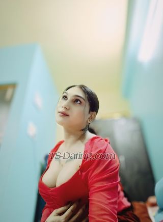 trans girl ExoticRupa 2666603