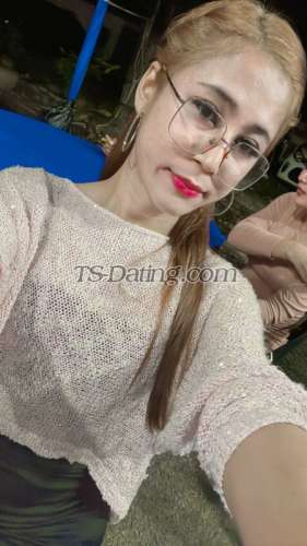 trans girl ellyayura 1418532 trans girl ellyayura 1418532