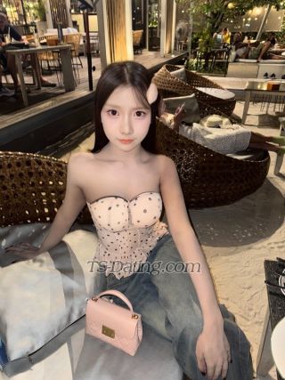 trans girl Fahsaihot69 9338384