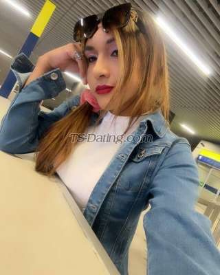 trans girl FalconyFox 2427188 trans girl FalconyFox 2427188