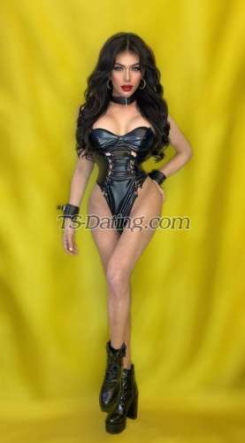 trans girl Famemassive 1799189 trans girl Famemassive 1799189