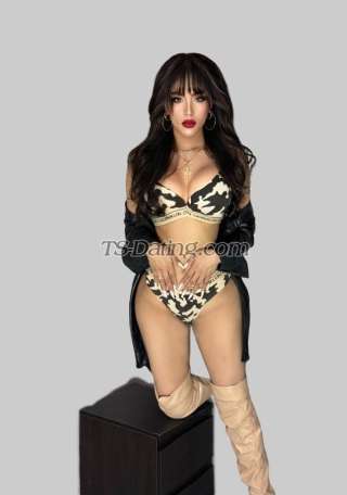 trans girl Famemassive 7902649 trans girl Famemassive 7902649