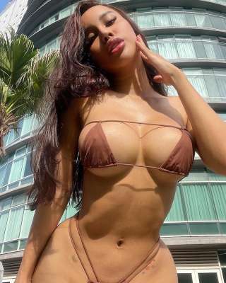 trans girl FaraHudson 8080455 trans girl FaraHudson 8080455