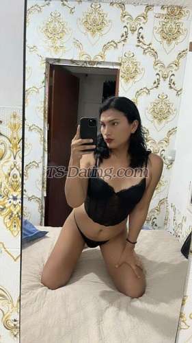 trans girl FernandaLoza 2922507