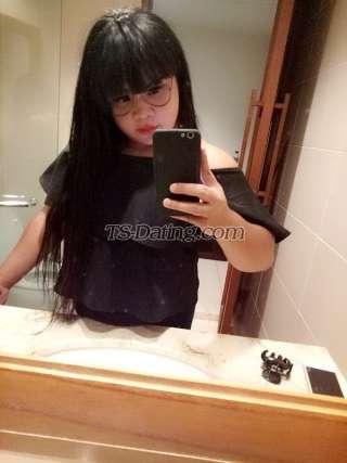 trans girl FiaSelfia 7780528 trans girl FiaSelfia 7780528