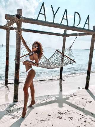 trans girl FoxyLara 0985425