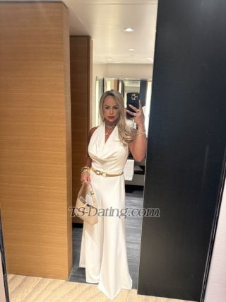 trans girl GIOVANNALUX 0435019 trans girl GIOVANNALUX 0435019