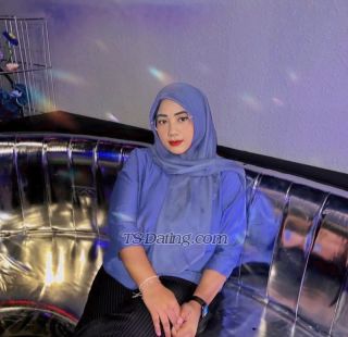 trans girl GadisJava 1370819 trans girl GadisJava 1370819