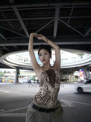 trans girl Geniegiselle 3678286