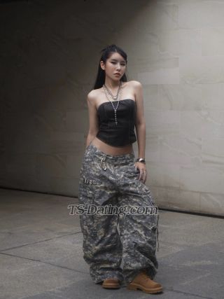 trans girl Geniegiselle 3678321