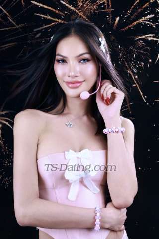 trans girl GinaSexyThai 8619555 trans girl GinaSexyThai 8619555