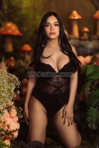 trans girl Gorgeouselise 6938456