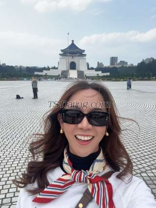 trans girl Guitar55 6930402 trans girl Guitar55 6930402