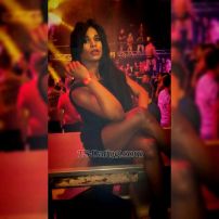 Hanna bombom Paris Transex Sou negra atraente gostosa versátil ativa e passiva gostosa
pronto para te dominar ou ser dominada 