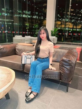 trans girl Hanylatif 6792523 trans girl Hanylatif 6792523