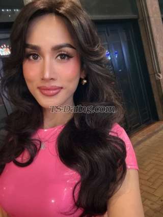 trans girl HelenVN 0864015