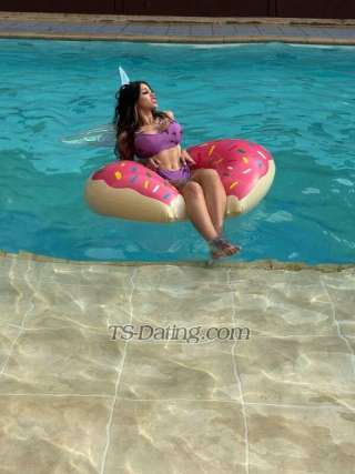 trans girl HelloKittyco 0818819 trans girl HelloKittyco 0818819