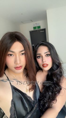 trans girl HighTrio 0705180