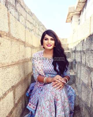 trans girl Honeysonu 1417050