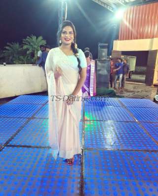 trans girl Honeysonu 2427352