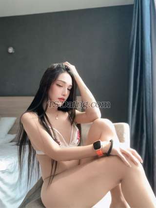 trans girl HotRhue 2787374