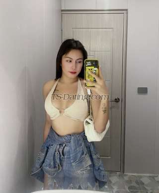 trans girl Hotnessmia 6616089