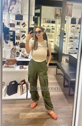 trans girl Hotselena 4137462