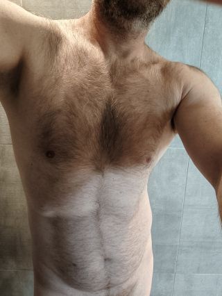hairyshyguy-3243036