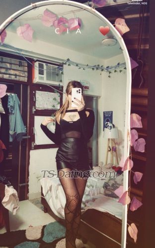 trans girl Isha19 7503753