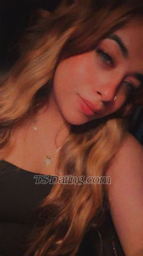 trans girl IshaQueen 2942386 trans girl IshaQueen 2942386