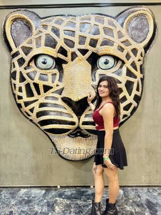 trans girl IshaniXXX 0231072