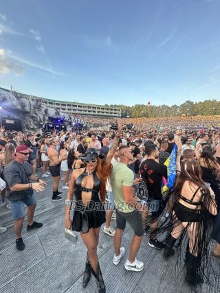 trans girl IsisBitt 5234747