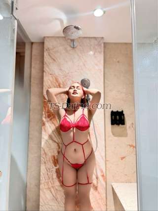 trans girl Iwaxx28 1466758 trans girl Iwaxx28 1466758