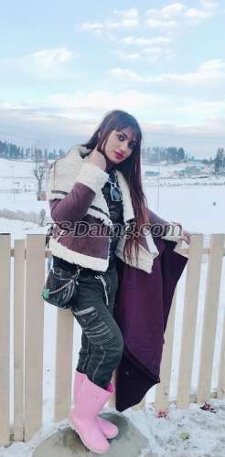 trans girl Jasleenkaur 8309028 trans girl Jasleenkaur 8309028