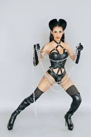 Jennyhakenson 3817339