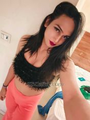 Jiya Malik Ahmedabad Transex Olá, aqui é Jiya Sweat Lady boy... 🍓❤️ Pré-operatório..😘😘adoro fazer você se sentir feliz ❤️😘 Tenho um pau de 6,5 polegadas sempre ativo 🍌 Suar a parte de baixo para a parte de cima..🌹 Top hardcore para calças Obrigado pela visita