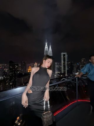 trans girl Jouniee 9538804