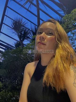 trans girl JuicySmith25 1147308 trans girl JuicySmith25 1147308