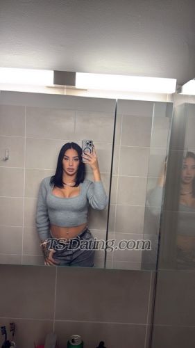 trans girl Juliaazevedo 2752191