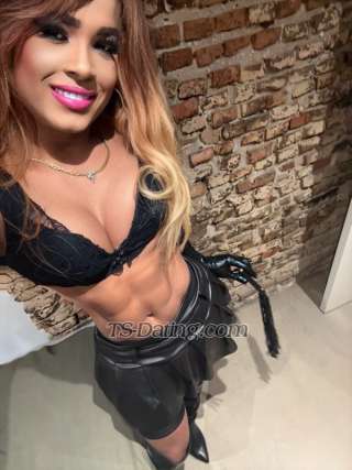 trans girl KAMELIAhott 1927083 trans girl KAMELIAhott 1927083