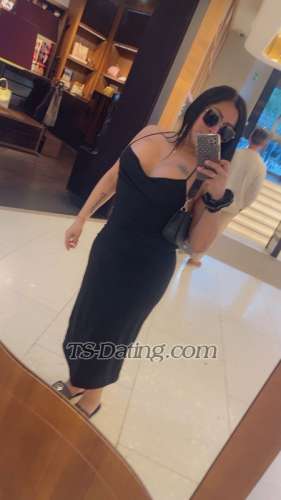 trans girl KAMILAFERRER 0989976 trans girl KAMILAFERRER 0989976