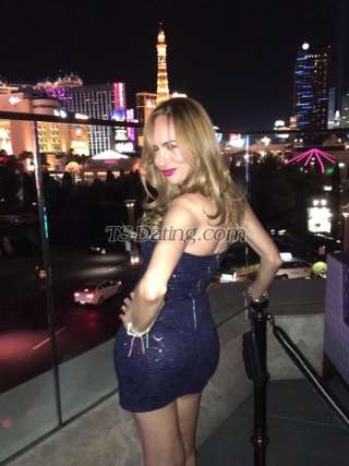 trans girl KAROLYNATS 7870197