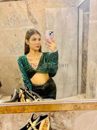 trans girl KKIARA 8308295 trans girl KKIARA 8308295