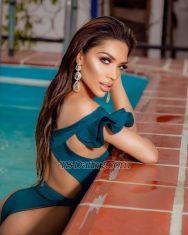 KamilitaDoll Dubai Transex Je suis la fille de vos rêves. Polie, spontanée, joyeuse. J'adore le sexe. J'en profite pleinement. Des mensurations parfaites. Amusons-nous. L'un de l'autre. J'adore ça. Réalisez vos fantasmes. Je veux que votre corps soit celui d'une déesse sur le mien. Et lorsque je caresse ma langue sur votre peau, je n'imagine pas ce que vous ressentirez. Pourquoi trop parler ? Oui, au lit, allez. Pour vous rendre fou avec du sexe nymphomane excellent et de qualité. Et laitière, j'aime jouir et vous faire ressentir ce que personne d'autre ne vous fait ressentir. Appelez-moi, je serai votre reine, votre Miss Univers… dominante.