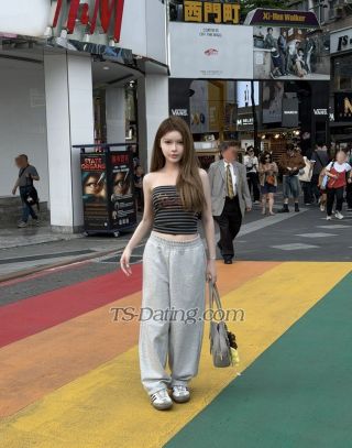 trans girl Kamonrat 0934081