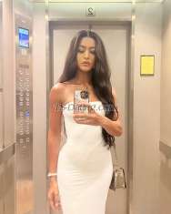 Kara6969ts Phuket Transex Salut les gars! Je suis gentille honnête et réelle, je suis une fille TS mixte entièrement fonctionnelle (totalement féminine). avoir un corps de modèle incroyablement sensuel - tonique et lisse, éduqué et élégant. Mes mensurations sont 33j-24-35. J'ai un secret de 6 pouces, 100% entièrement fonctionnel. J'ai de grands yeux bruns, des lèvres pleines et pulpeuses, des seins doux et un cul rond et lisse. Parce que je peux l'être aussi et en bas, je trouve toujours gênant de me décrire physiquement par écrit, donc je me sentirai libre d'envoyer des SMS et d'être en ligne 24 heures sur 24 Mitra69ts Cordialement Kara The Ts