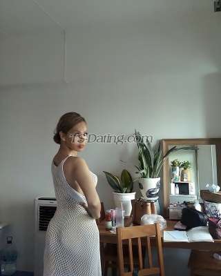 trans girl KarinaKarn 0857107