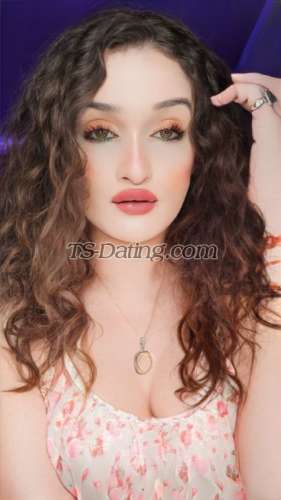 trans girl KattyQueen 2783573 trans girl KattyQueen 2783573